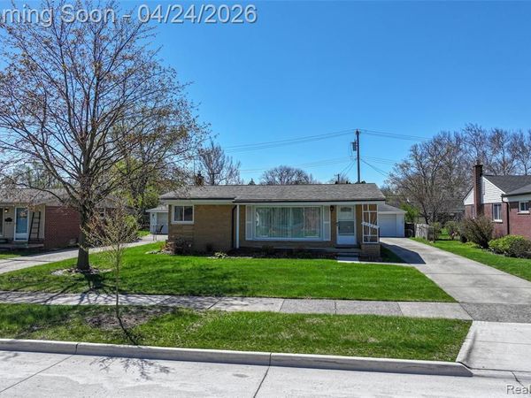 27681 Bennett Street, Livonia, MI 48152