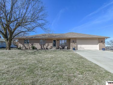 1703 S 2Nd Street , Beatrice, NE 68310