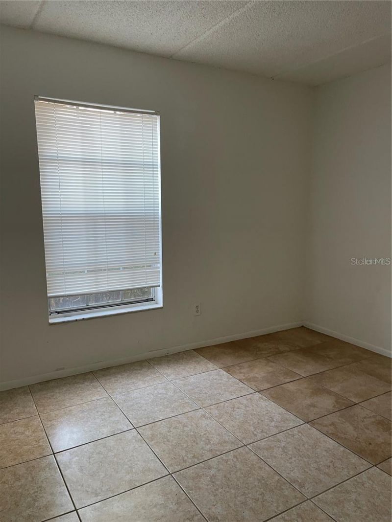 1303 83rd Avenue N, Unit D, Saint Petersburg, FL 33702 Photo