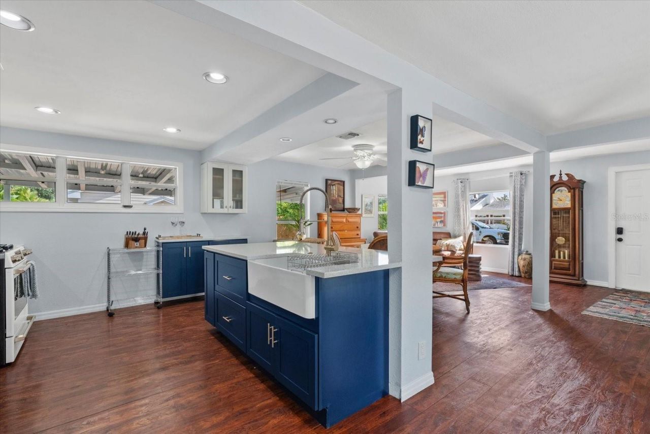 4111 Sarasota Avenue, Sarasota, FL 34234 Photo