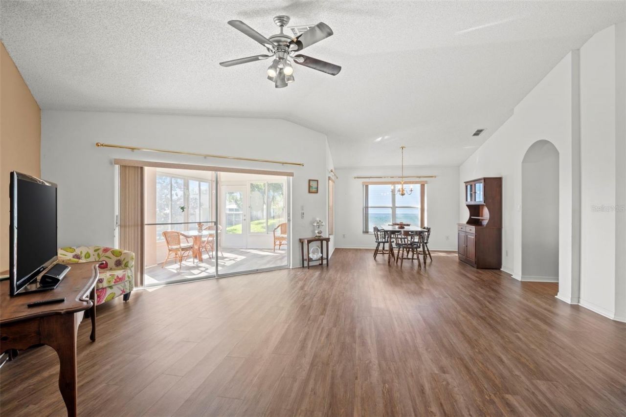 24618 Stillridge Court , Leesburg, FL 34748 Photo