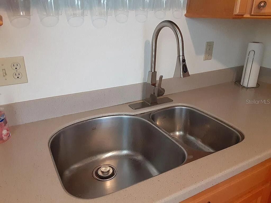 94 Spring Lake Drive , Unit 203, Vero Beach, FL 32962 Photo