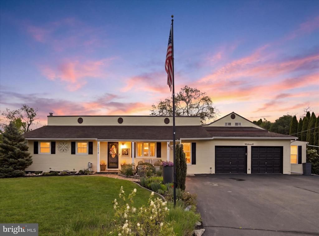 10678 SCENIC VIEW DRIVE , GREENCASTLE, PA 17225