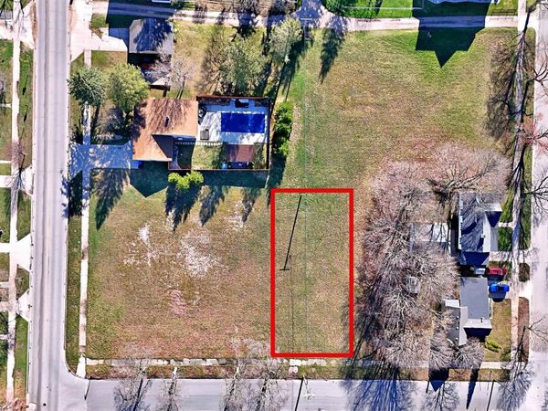 Delmar Street, Cadillac, MI 49601