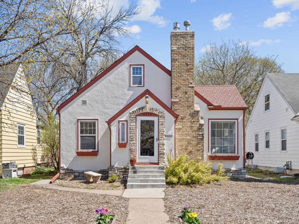 5215 12th Avenue S, Minneapolis, MN 55417