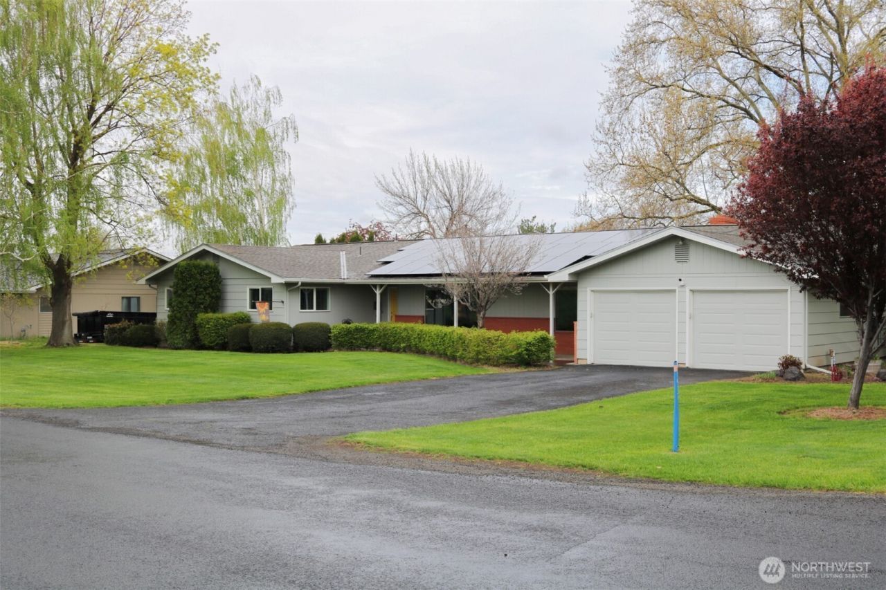 1917 Reser Road , Walla Walla, WA 99362