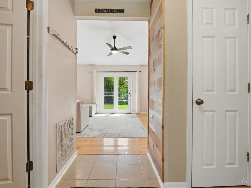 9262 White Pine Drive, Loveland, OH 45140 Photo 4