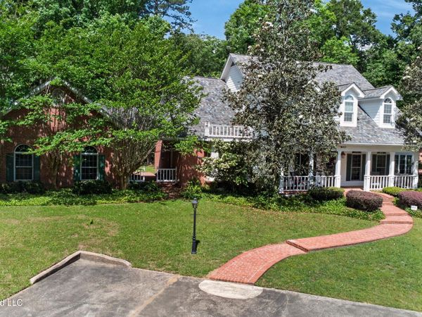 2039 Perrott Road, McComb, MS 39648