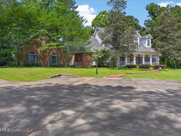 2039 Perrott Road, McComb, MS 39648