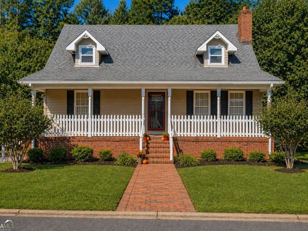 97 Estatohe Circle, Toccoa, GA 30577