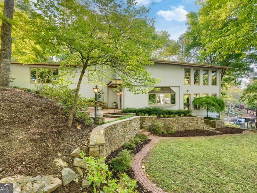 Property Image 37