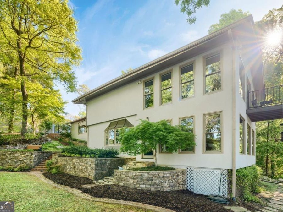 Property Image 38