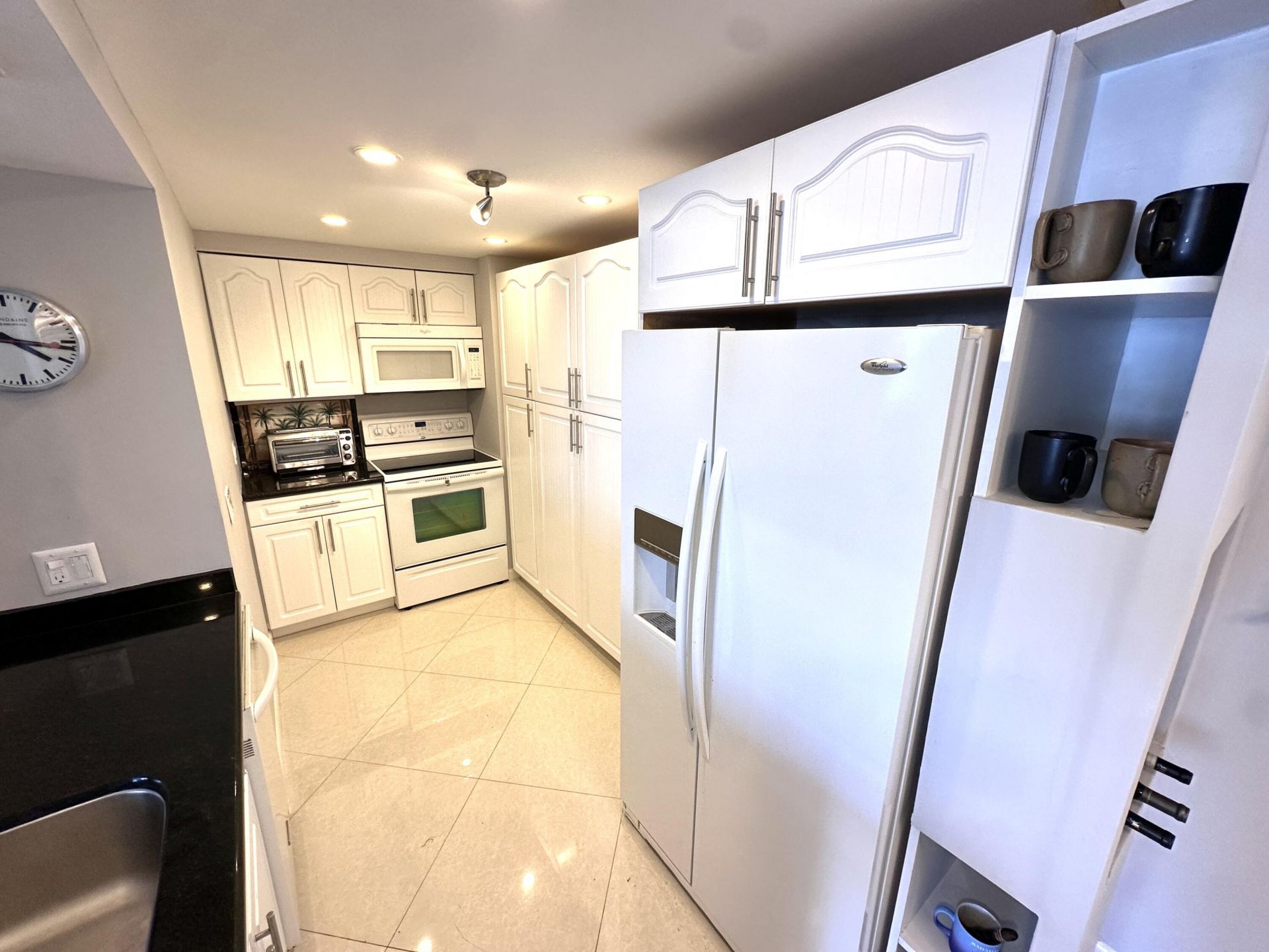 1 Las Olas Circle, Unit 313, Fort Lauderdale, FL 33316 Photo
