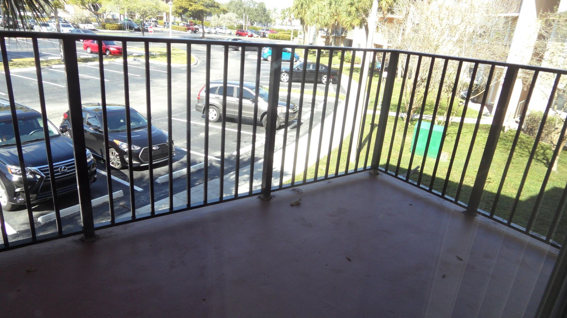 351 Palm Way W, Unit 201, Pembroke Pines, FL 33025 Photo