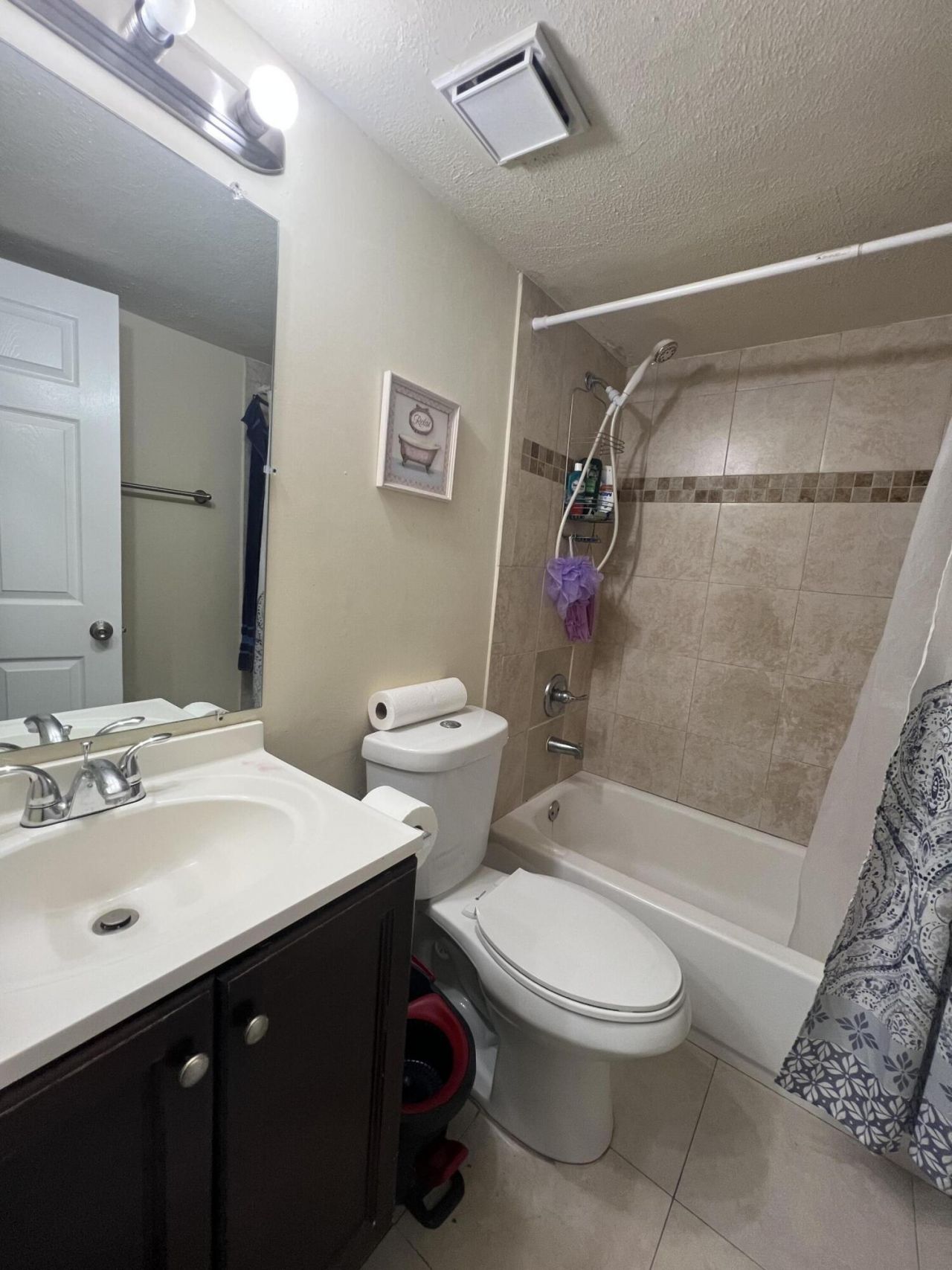 351 Palm Way W, Unit 201, Pembroke Pines, FL 33025 Photo