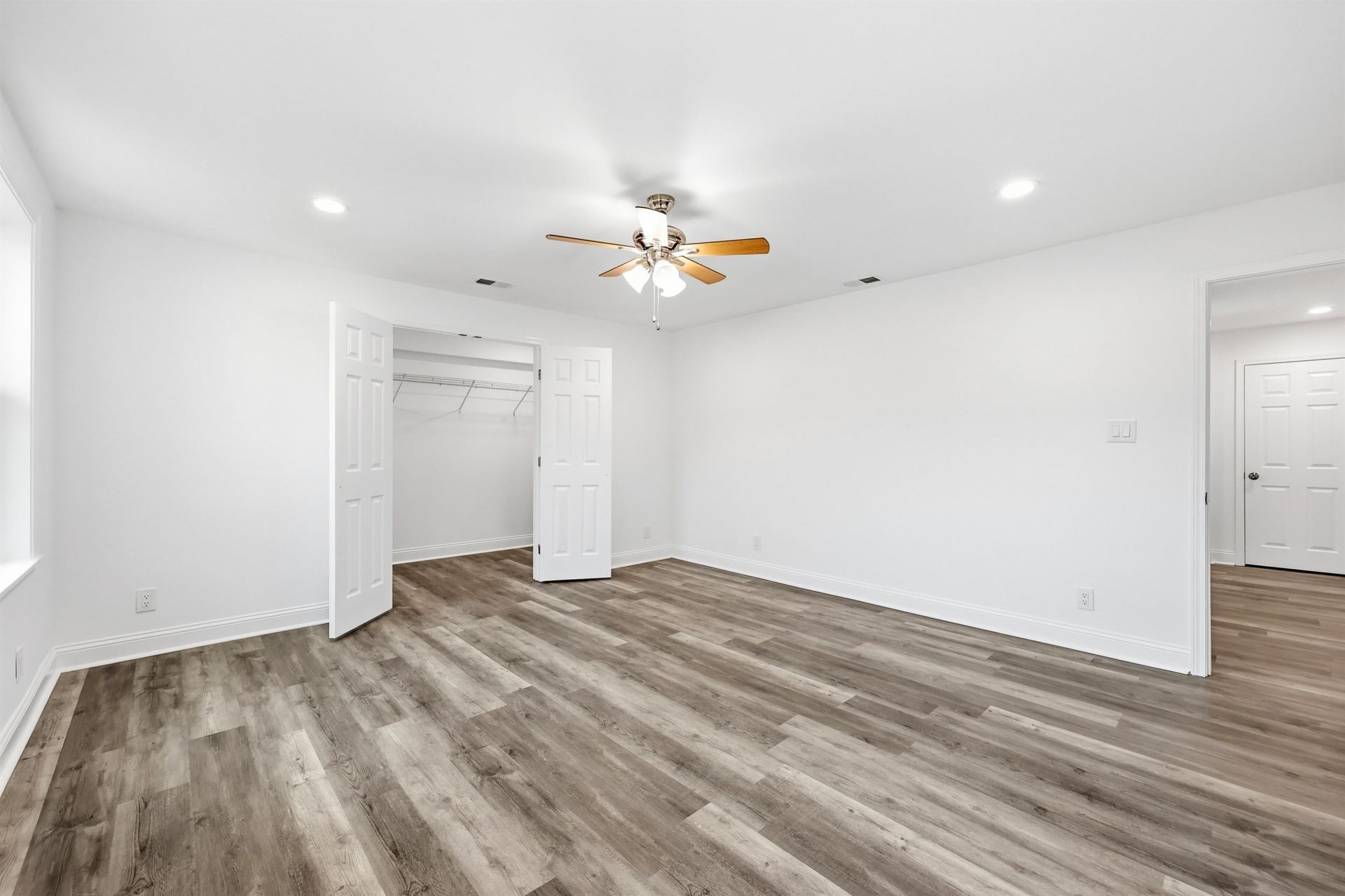 1891 Middleton St.  Photo 18