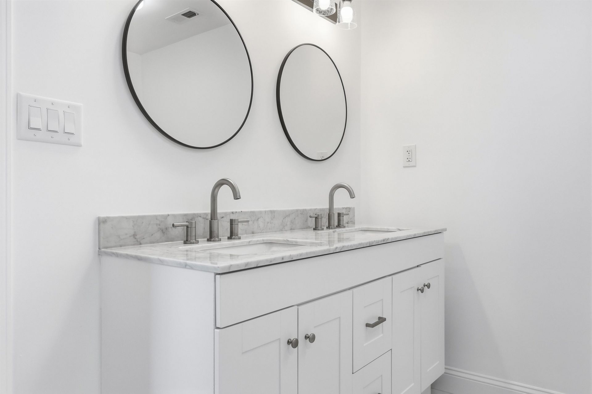 1891 Middleton St.  Photo 20