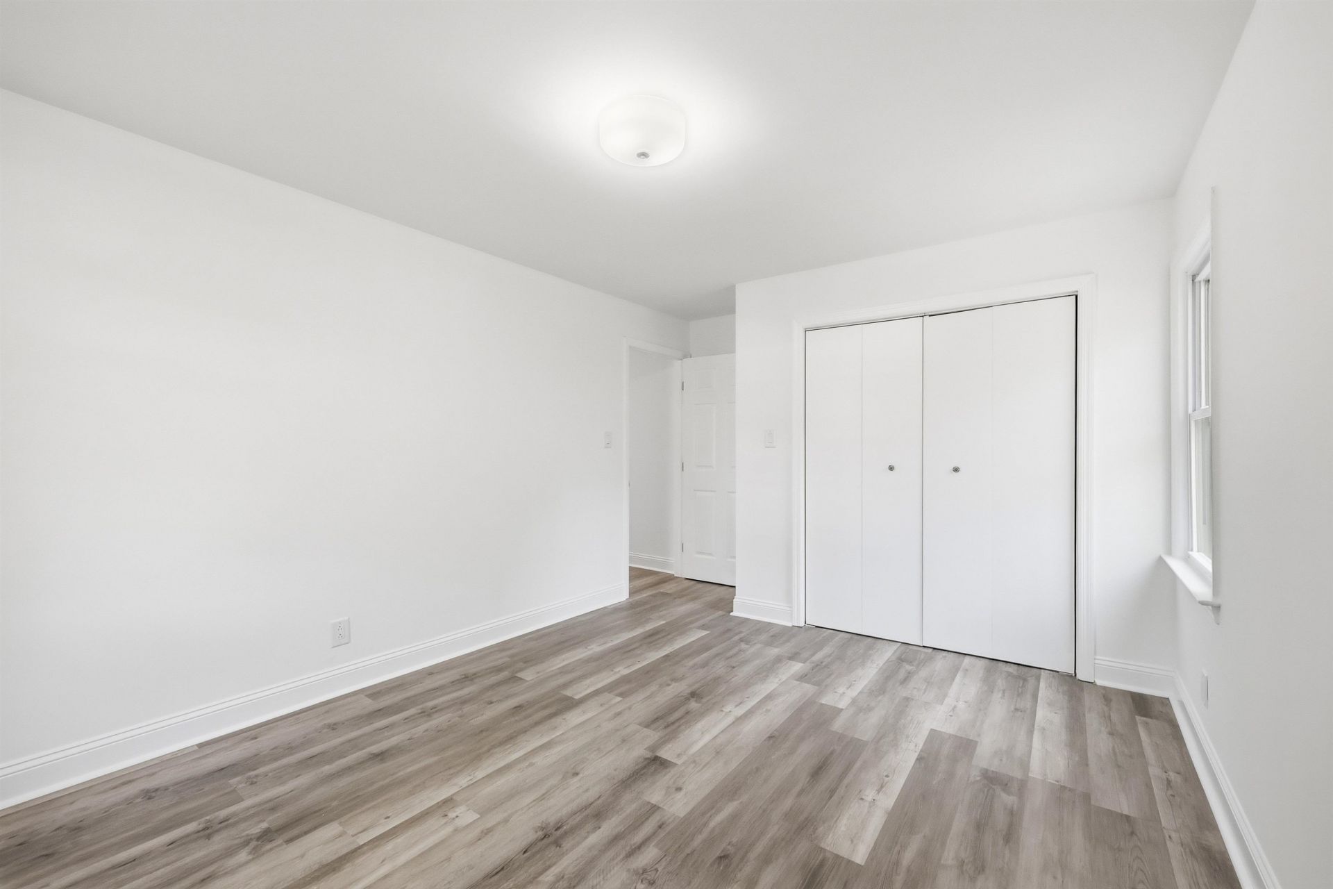 1891 Middleton St.  Photo 25