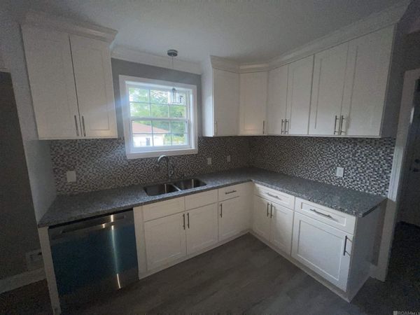 5520 Linden St, Baton Rouge, LA 70805
