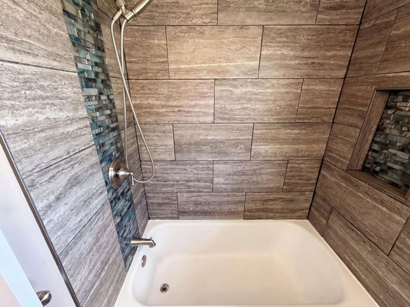 2839 Homecomer Drive , Grove City, OH 43123 Photo 10