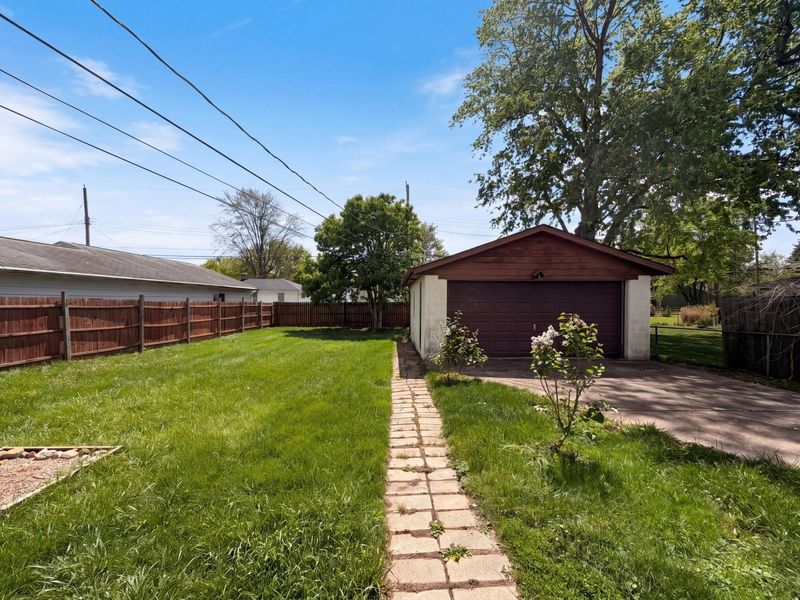 2839 Homecomer Drive , Grove City, OH 43123 Photo 17