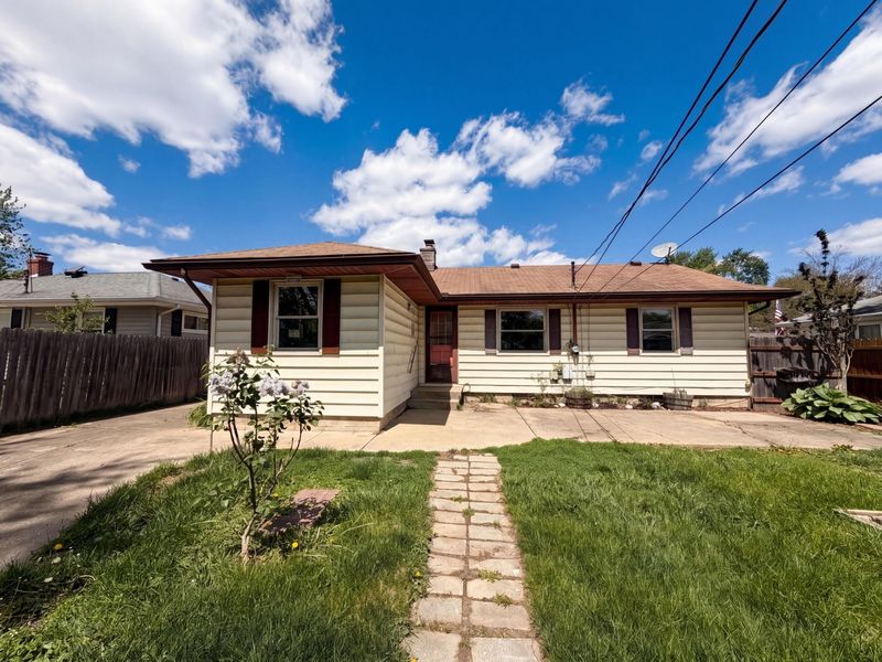 2839 Homecomer Drive , Grove City, OH 43123 Photo 5