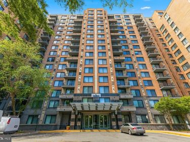 2451 MIDTOWN AVENUE , Unit 1520, ALEXANDRIA, VA 22303