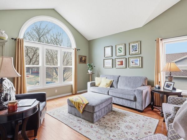 14657 Bridle Ridge Trail NE, Prior Lake, MN 55372