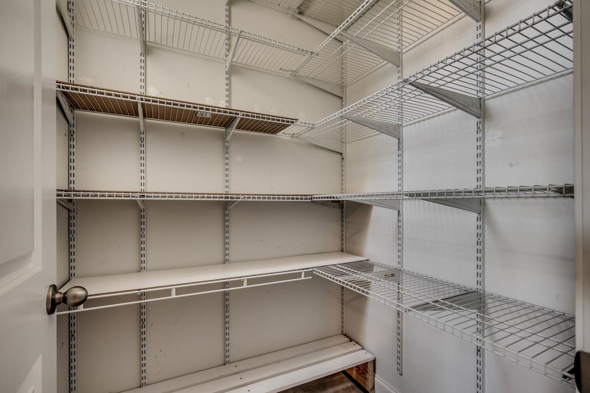 242 Hyacinth Loop  Photo 30