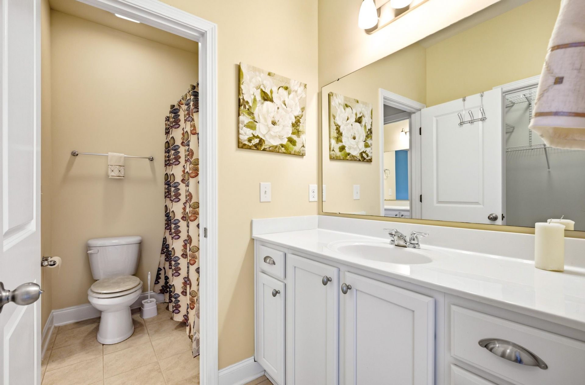 242 Hyacinth Loop Photo 31