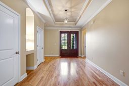 242 Hyacinth Loop photo 4