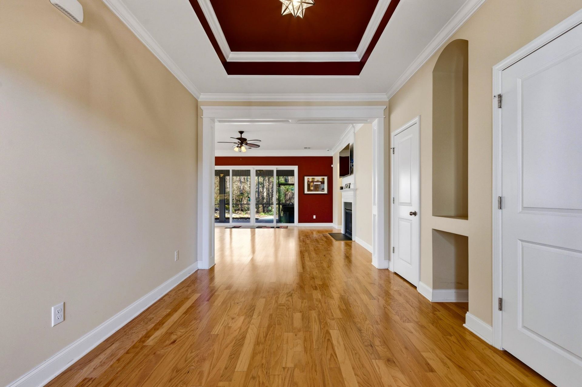 242 Hyacinth Loop  Photo 4