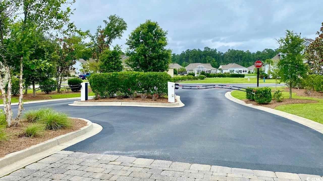 242 Hyacinth Loop  Photo 43