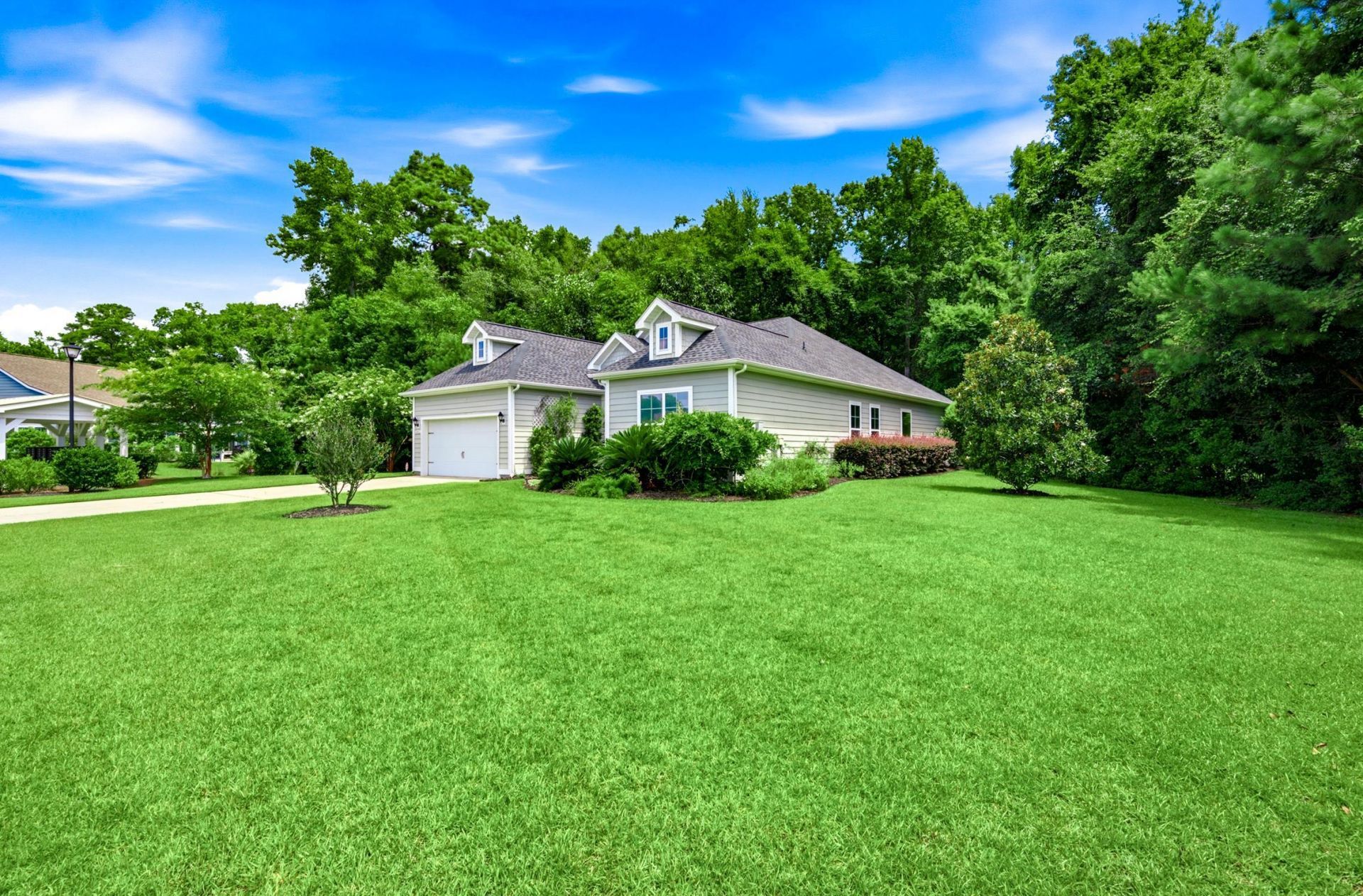 242 Hyacinth Loop Photo 67