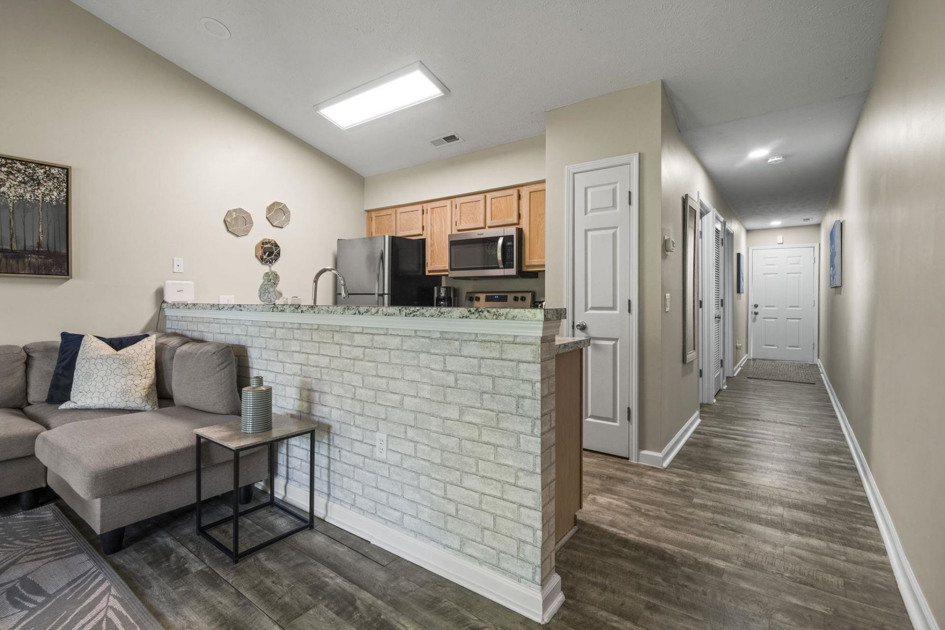 533 White River Dr. Photo 17