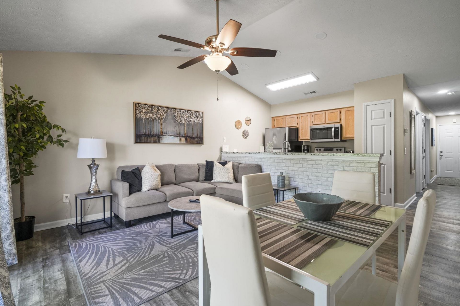 533 White River Dr. Photo 21