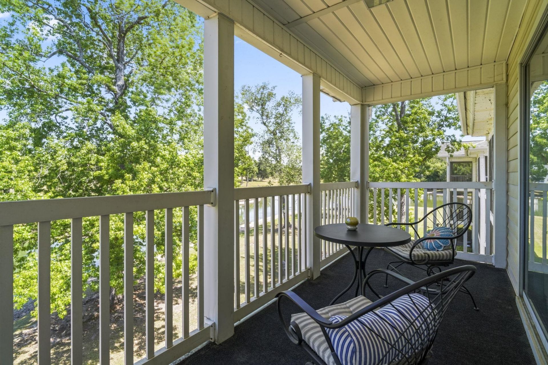 533 White River Dr. Photo 25