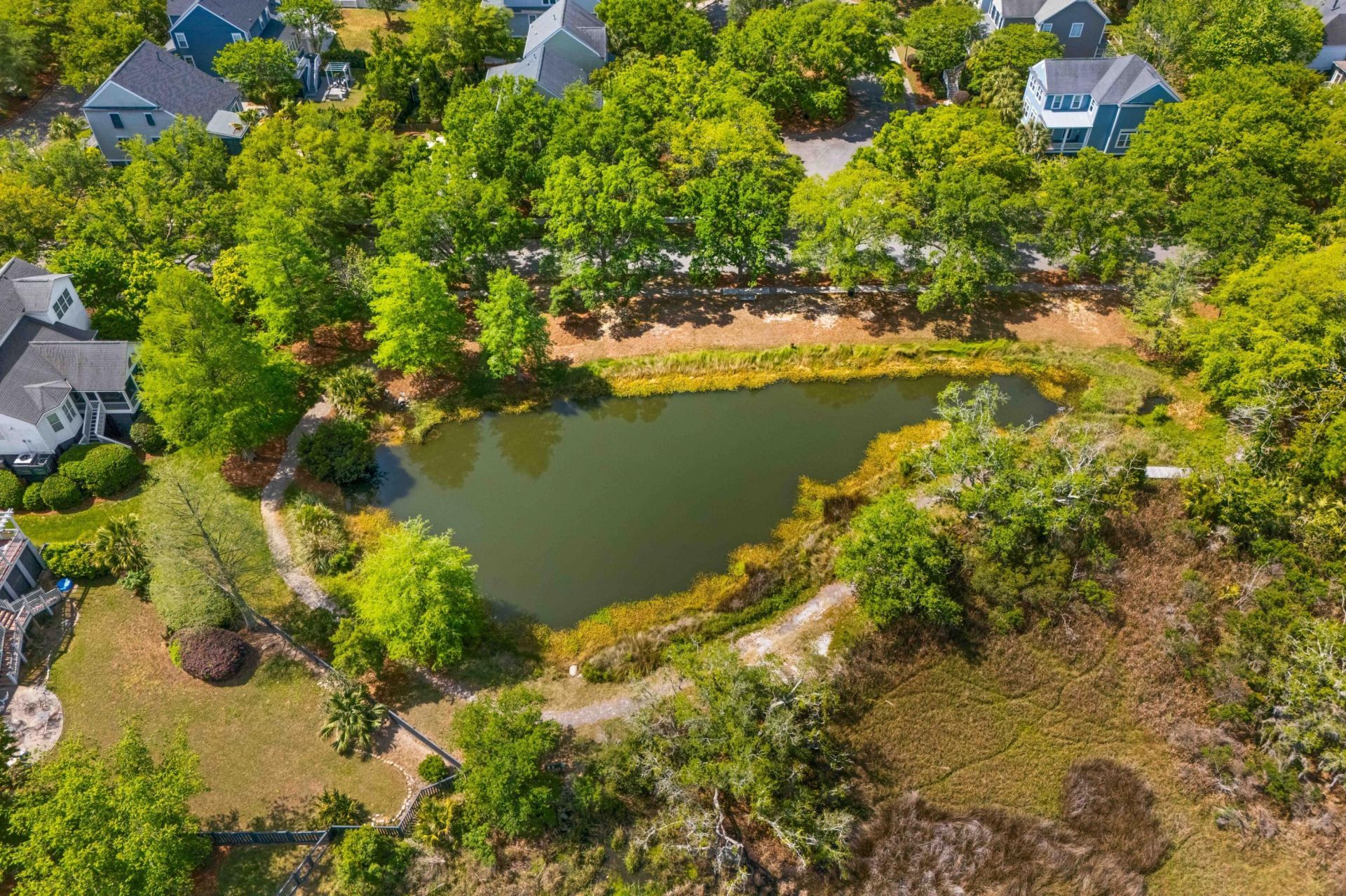 408 Milner Court Photo 33