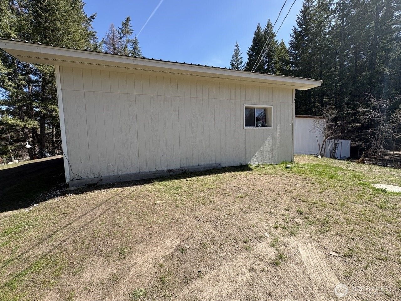 9 Forest Edge Road , Oroville, WA 98844