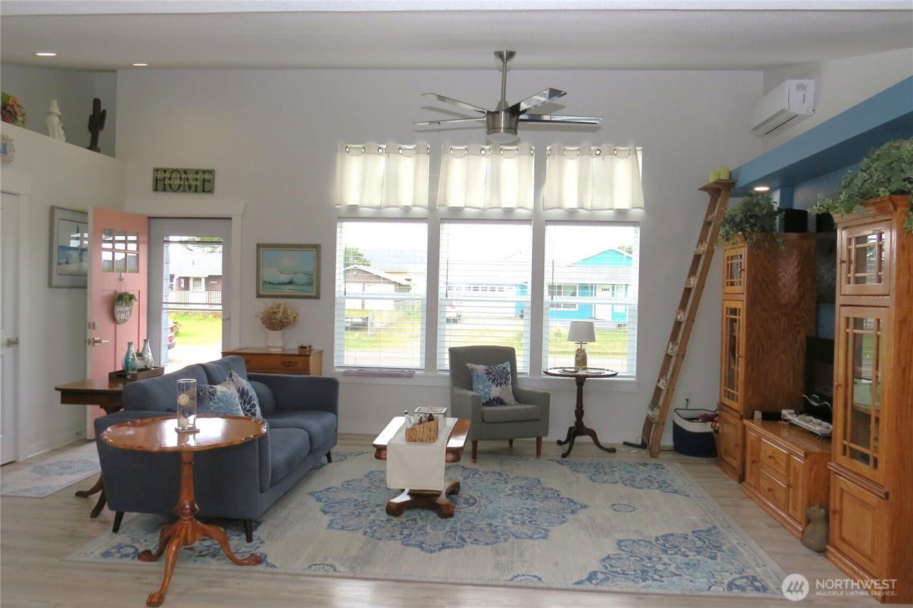 1188 Greenview Avenue Sw, Ocean Shores, WA 98569