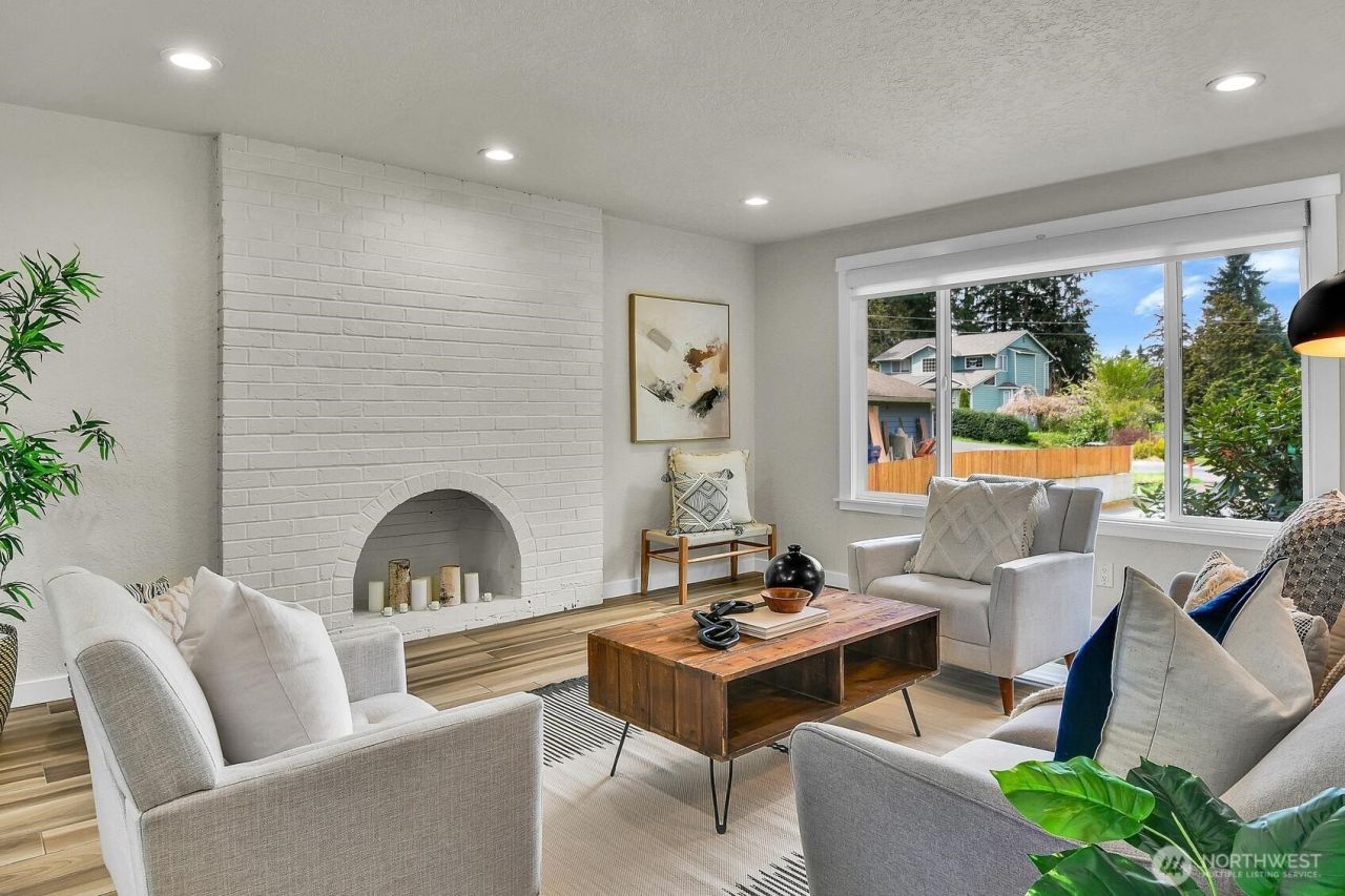 21023 46th Avenue Se, Bothell, WA 98021