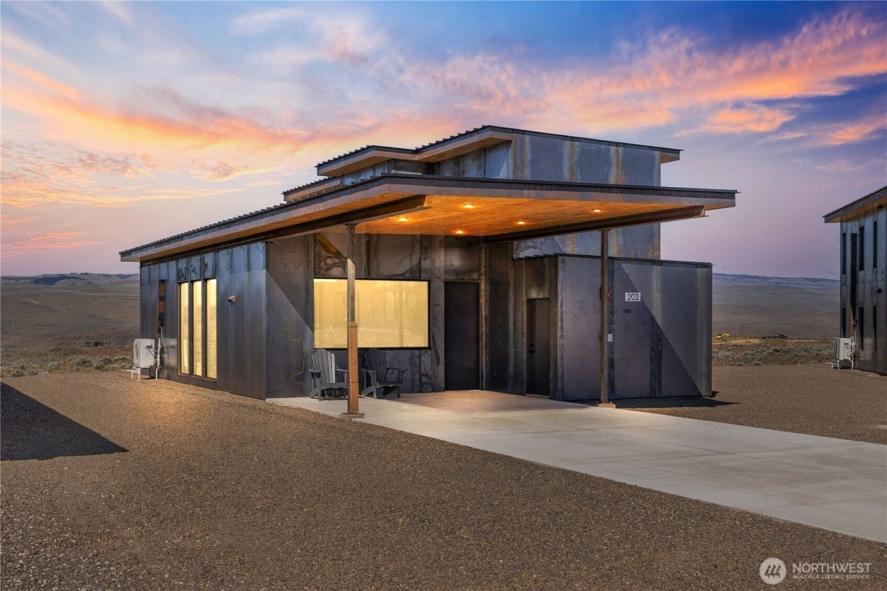 202 Rattlesnake Point Nw, Quincy, WA 98848