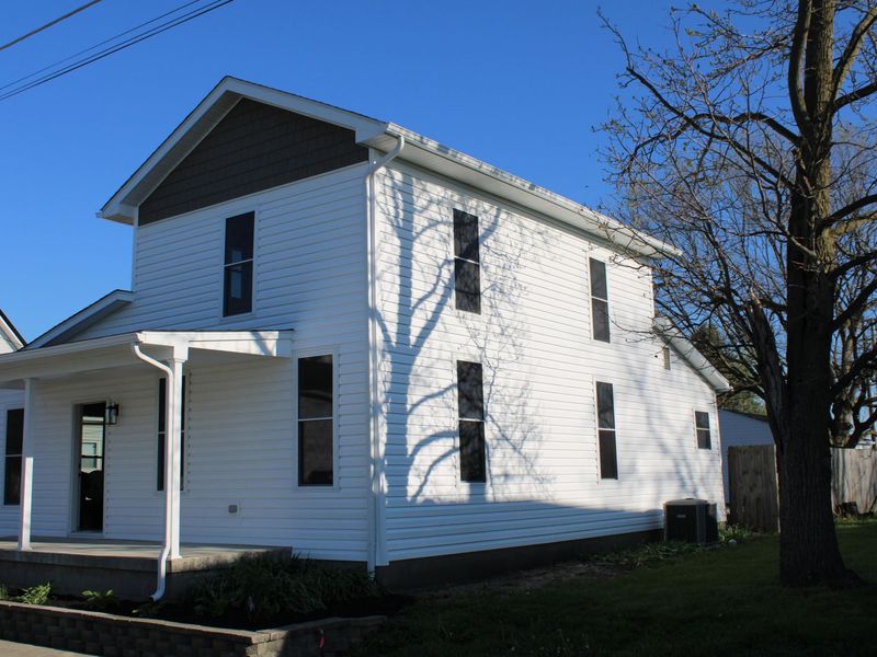 318 E Main Street, Bradford, OH 45308 Photo 2