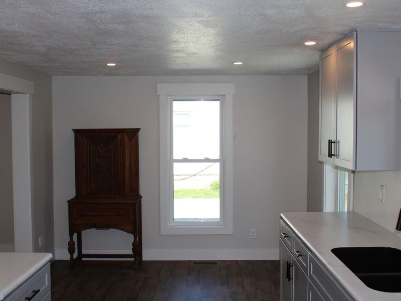 318 E Main Street, Bradford, OH 45308 Photo 34