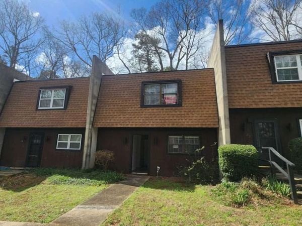 723 Cedar Pointe Court SW, Marietta, GA 30008