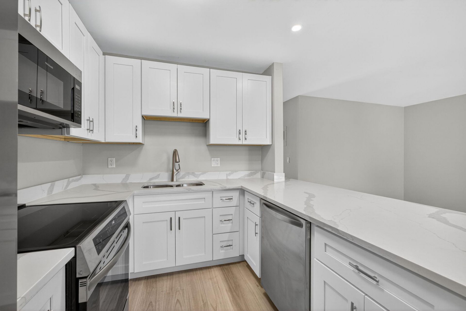 42 Easthampton B, West Palm Beach, FL 33417 Photo