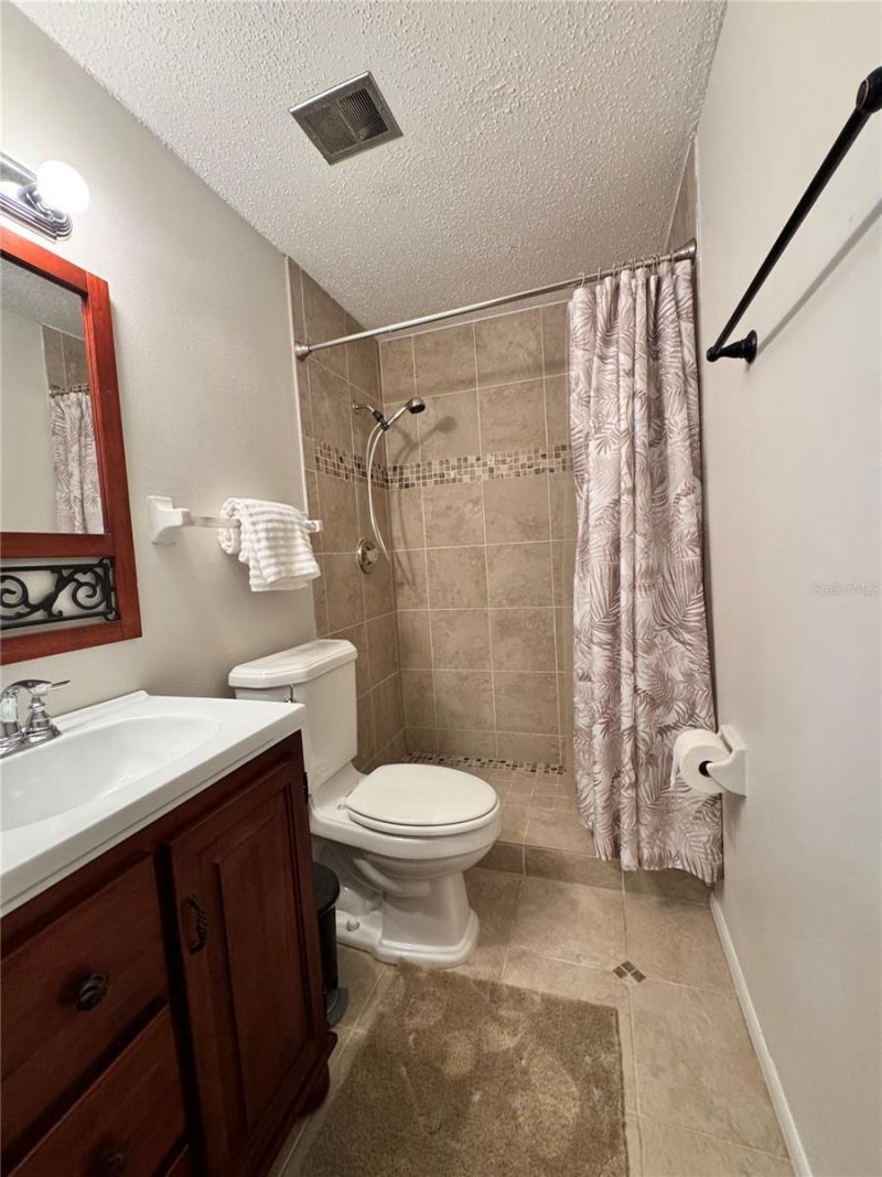 3255 Ramblewood Place, Sarasota, FL 34237 Photo