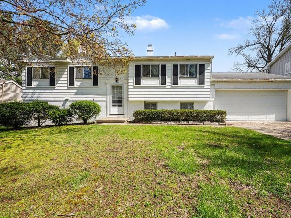 7639 Walcott Street, Portage, MI 49024