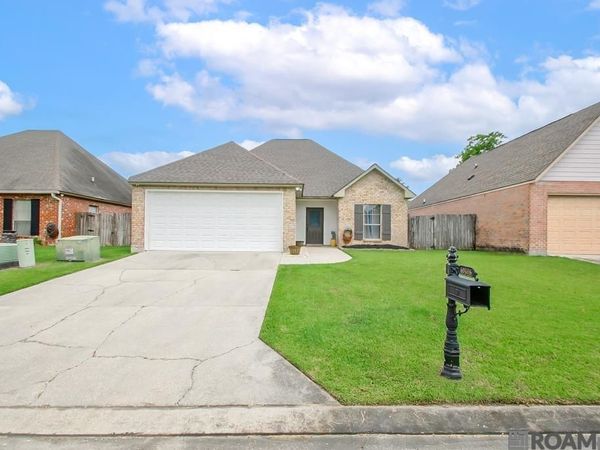 40486 Cross Ridge Ave, Gonzales, LA 70737