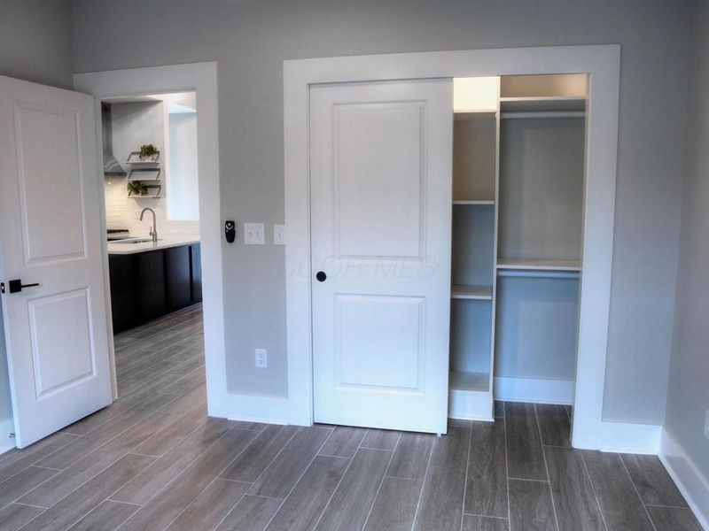 76 W Starr Avenue , Columbus, OH 43201 Photo 10